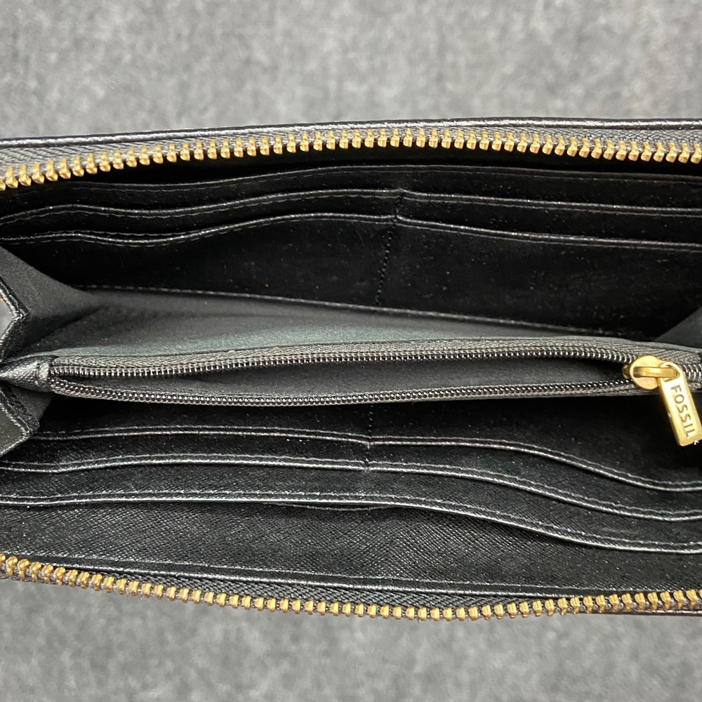 Fossil Tara Black Pebbled Leather Zip Around Clutch Wallet with Pink Tassel - Picture 7 of 7